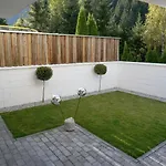 Matt By Interhome